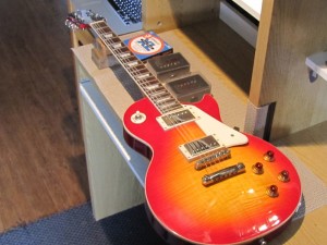 Epiphone Les Paul - Bone Nut Carve, Pickup Swap and Setup